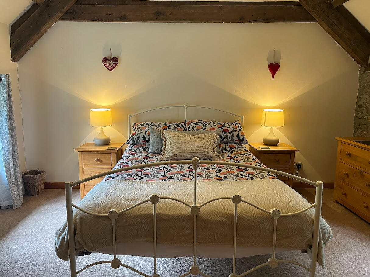 The Stables Cottage at Troedyrhiw: A Cosy, Dog‑Friendly Holiday Cottage in West Wales